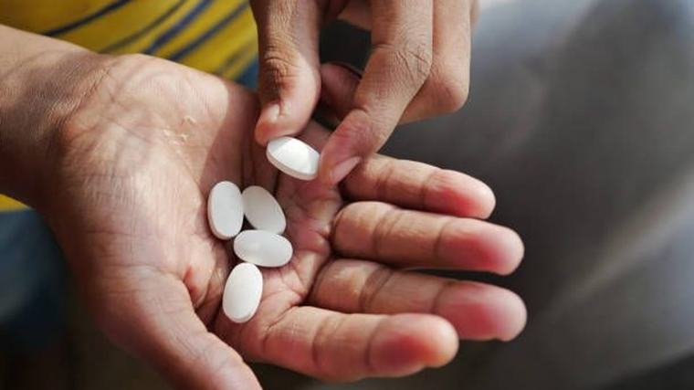 Ibuprofen-Überdosierung: Das müssen Sie beim Schmerzmittel beachten